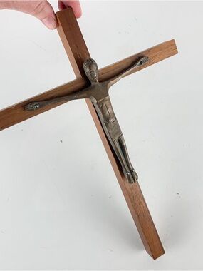 Mid Century Modern Vintage Wall Crucifix Brutalist Christian Cross Iconography